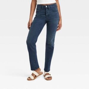 NWT Universal Thread women’s mid rise 80’s slim dark wash jeans. Size 16 short